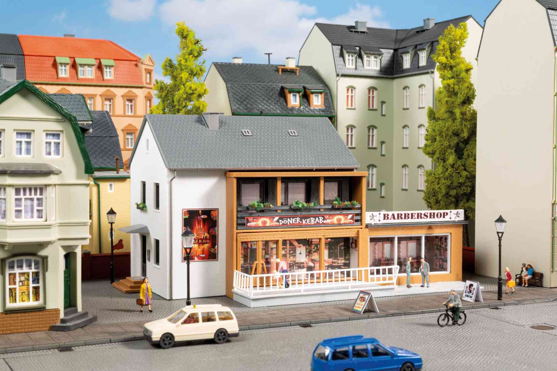Döner und Barbershop