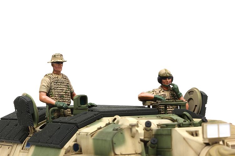 1/35 Moderne deutsche Panzerbesatzung