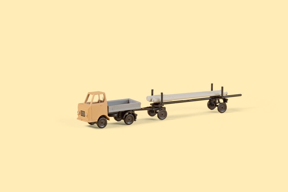 N-Multicar M22 Pritsche mit Anhänger