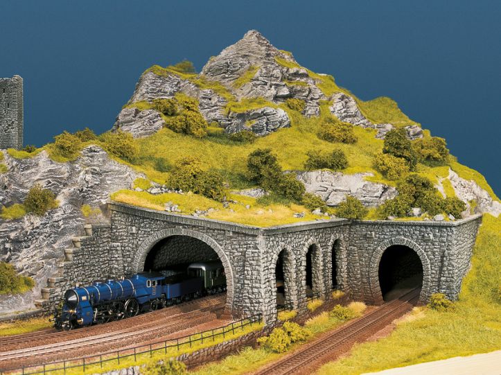 N-Tunnel-Portal, 2-gleisig, 16 x 9 cm